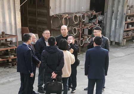 1639121333104416.jpg 3检查人员_副本.jpg