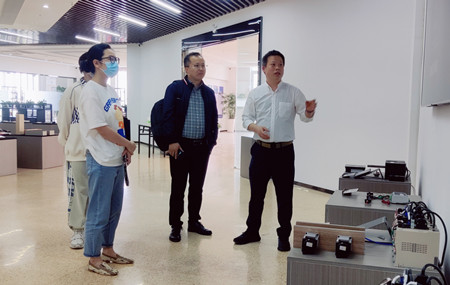 1652948059477001.jpg 01-参观展厅_副本.jpg