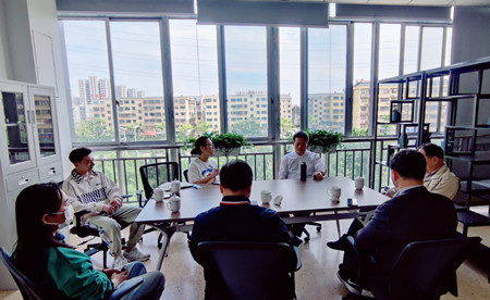 1652948072148406.jpg 02-座谈交流_副本.jpg