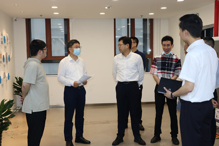 1653986561183324.jpg 04-赖书记_副本.jpg