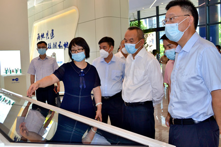 1657006316483090.jpg 01-云南省楚雄州人大常委会党组副书记陆积峰率队考察参观温州(嘉定)科技创新园_副本.jpg