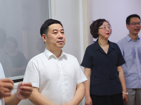 1661329901915384.jpg 04-参观_副本.jpg