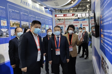 1668756952121529.jpg 图片4王振勇副市长参观考察图450.jpg