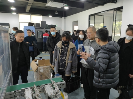 1670577626408640.jpg 04 参观 450.jpg